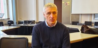 РУКОВОДИТЕЛЬ NARVA VESI О ЗВОНКАХ МОШЕННИКОВ: МЫ НЕ МЕНЯЕМ СЧЕТЧИКИ В КВАРТИРАХ!