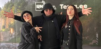 Гастрольный флеш-рояль «жирафов»: теперь и в большом зале!