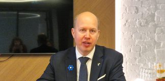 КТО ВОЗМЕСТИТ УЩЕРБ ОТ ДРОНОВ? ЗАКРОЮТ ЛИ ГРАНИЦУ? ОТВЕЧАЕТ МИНИСТР ВНУТРЕННИХ ДЕЛ