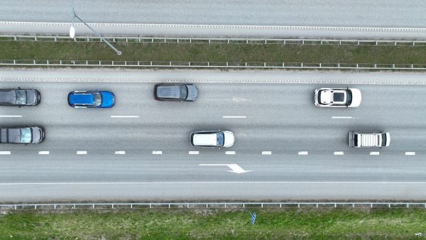 Забытые автомобили снимут с учета, а госпошлина вырастет до 800 евро